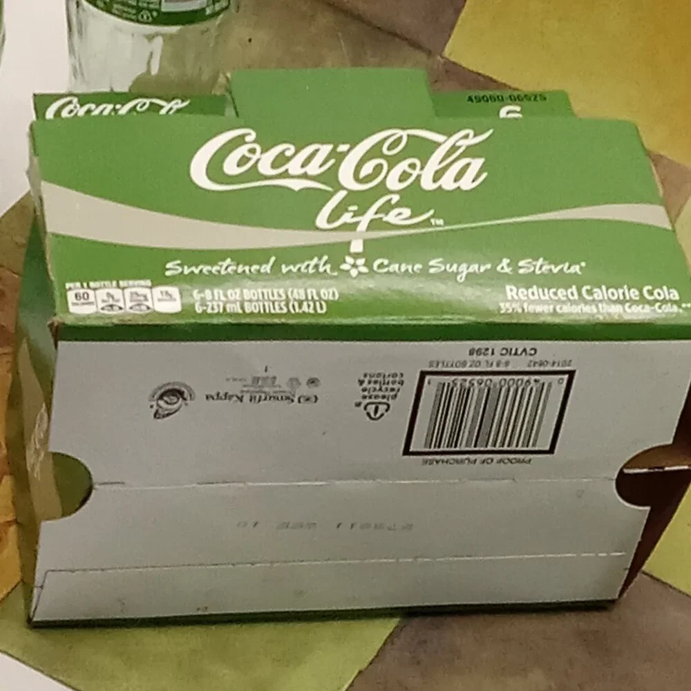 Green COCA COLA LIFE Reduced Calorie Bottles w/Carrier EMPTY Limited Ed Stevia - Picture 10 of 14